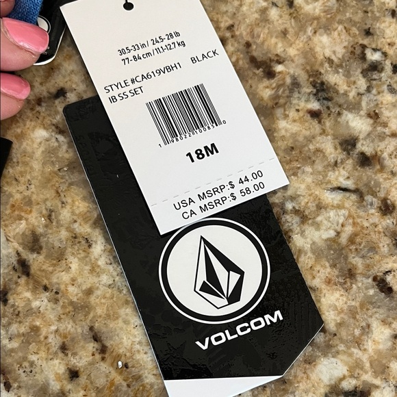 Volcom Blue and Black Leaf Print Shirt and Shorts Set - Picture 4 of 5